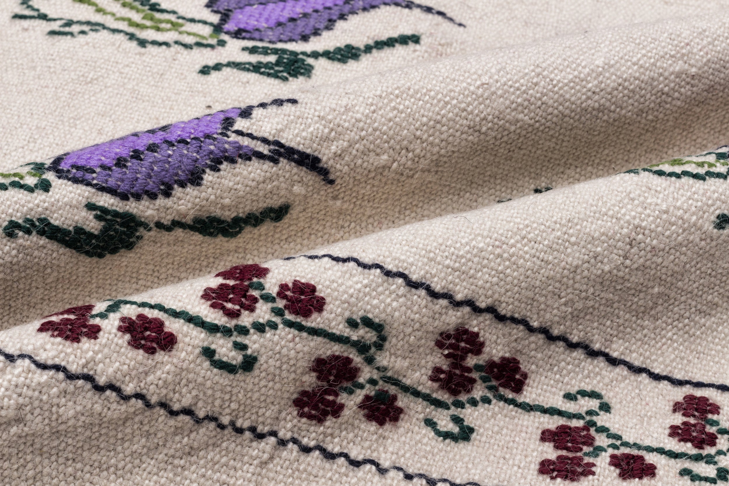 Apex Kilim Embroidered 0784 152 cm X 210 cm