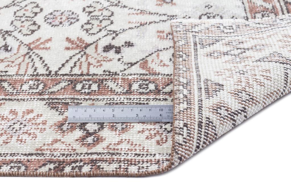 Apex Vintage Beige 15566 146 cm X 261 cm