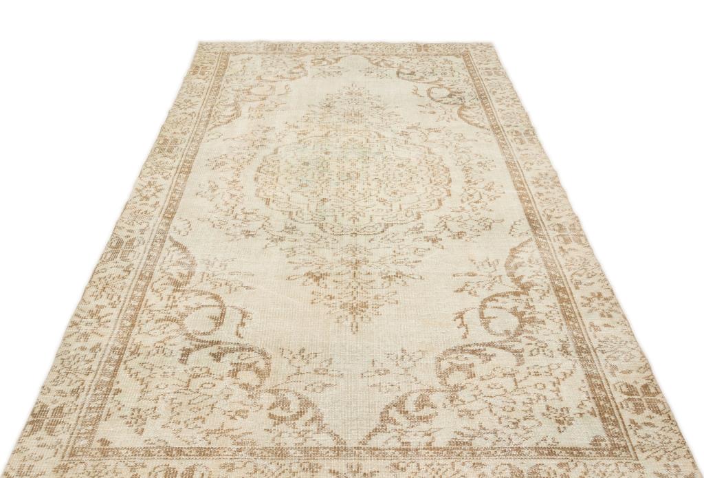 Apex Vintage Carpet Beige 17118 168 x 288 cm