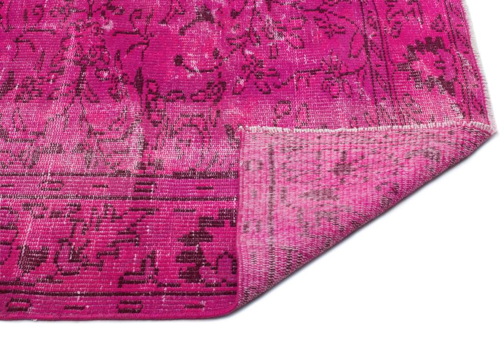 Apex Vintage Carpet Fuchsia 18143 188 x 283 cm