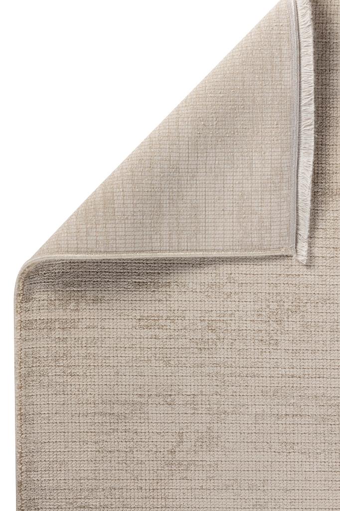 Aura 2816 Cream Machine Made Rug