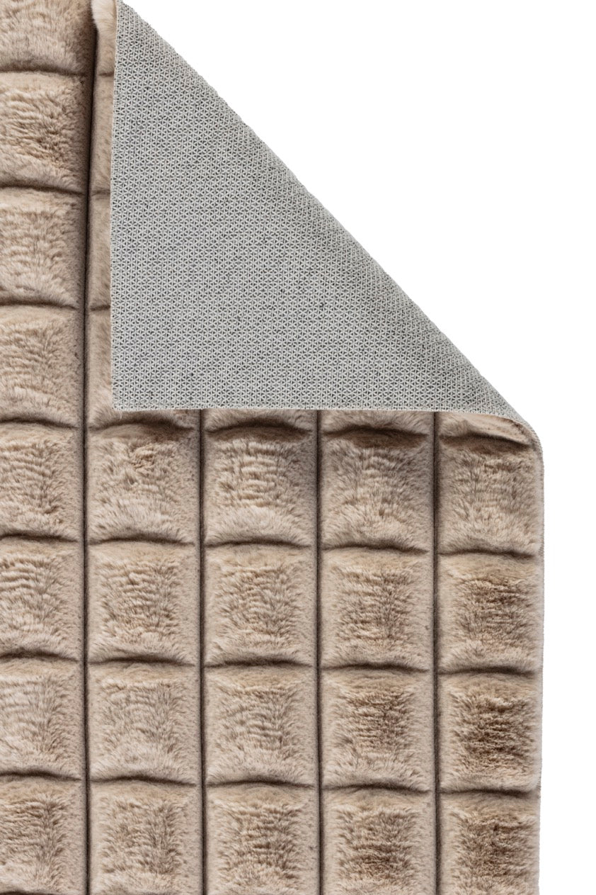 Diamante 7003 Beige Decorative Rug