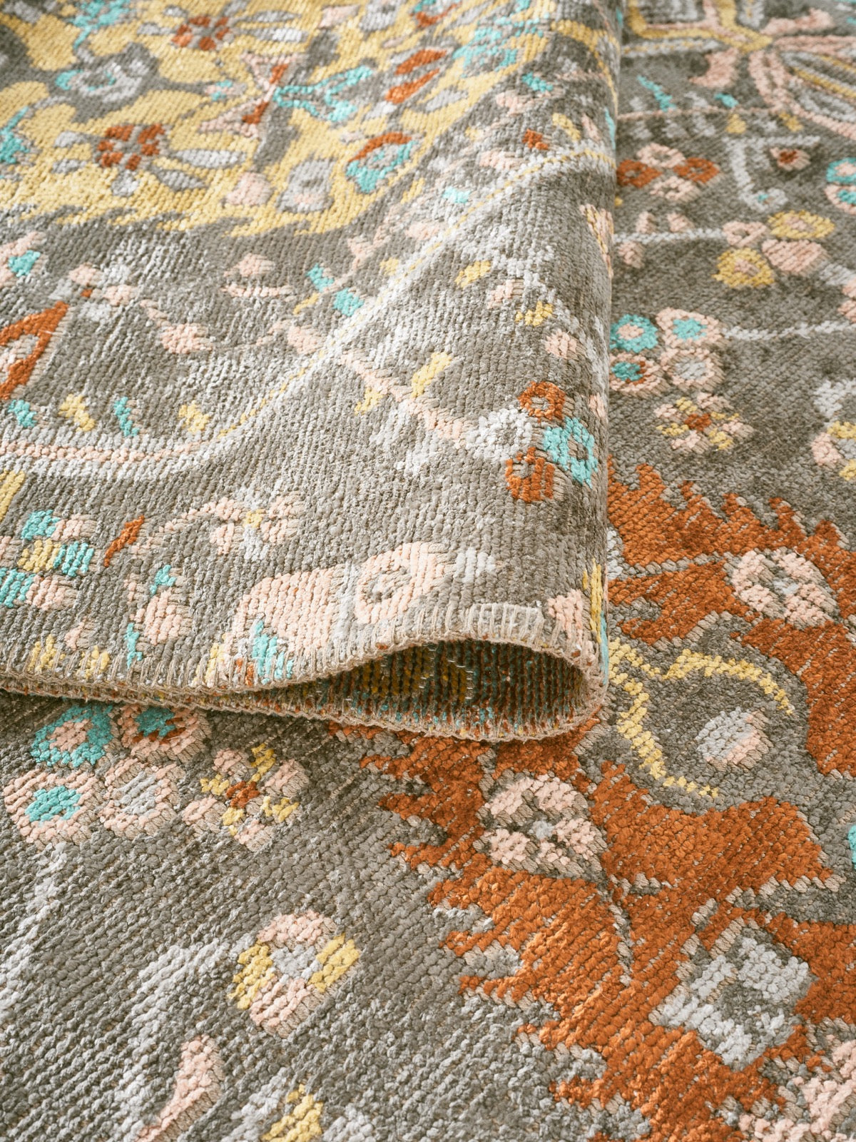 Paspartu 1913 Anthracite - Machine-Made Carpet