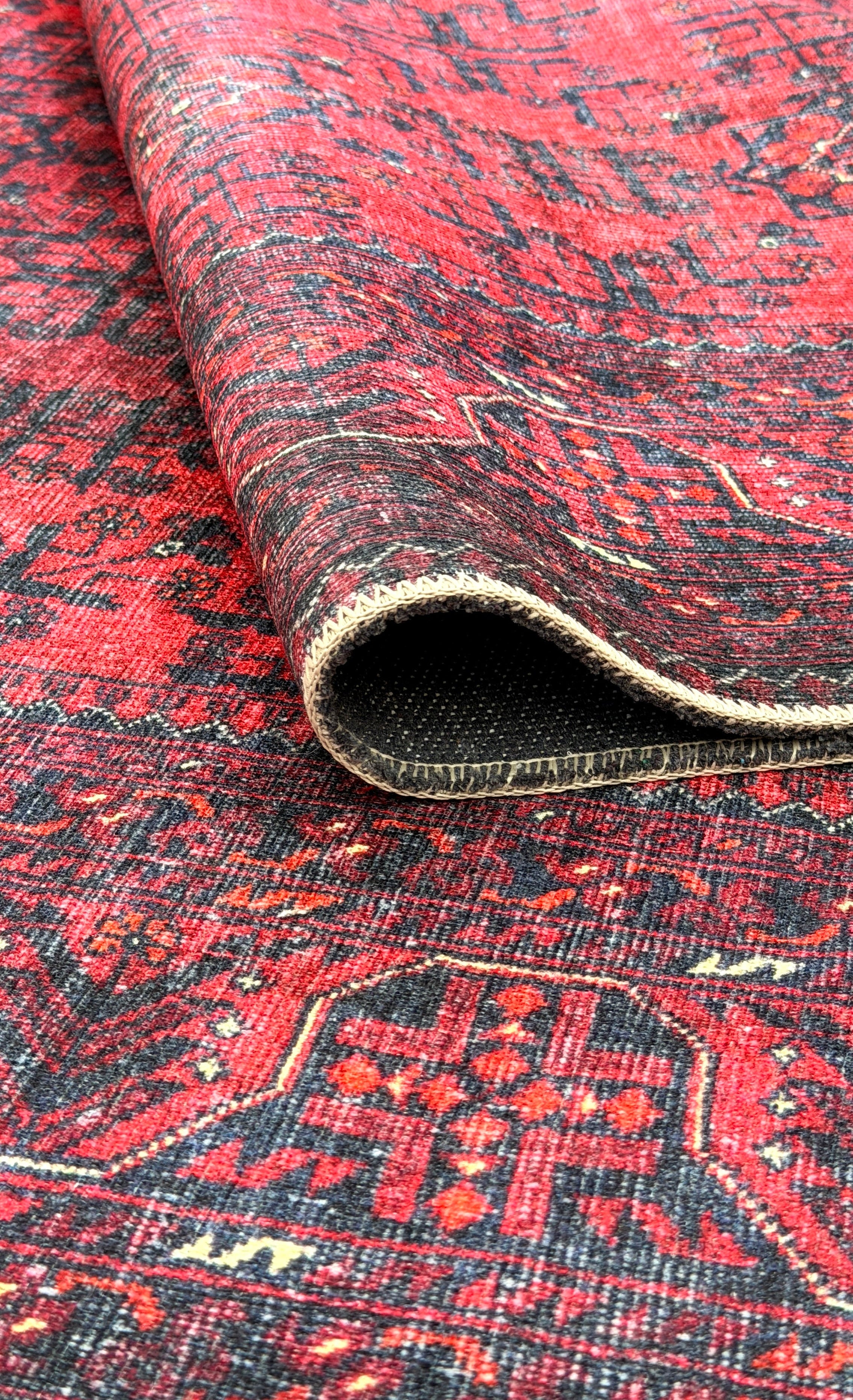 Velora 3042 - Decorative Machine-Woven Rug