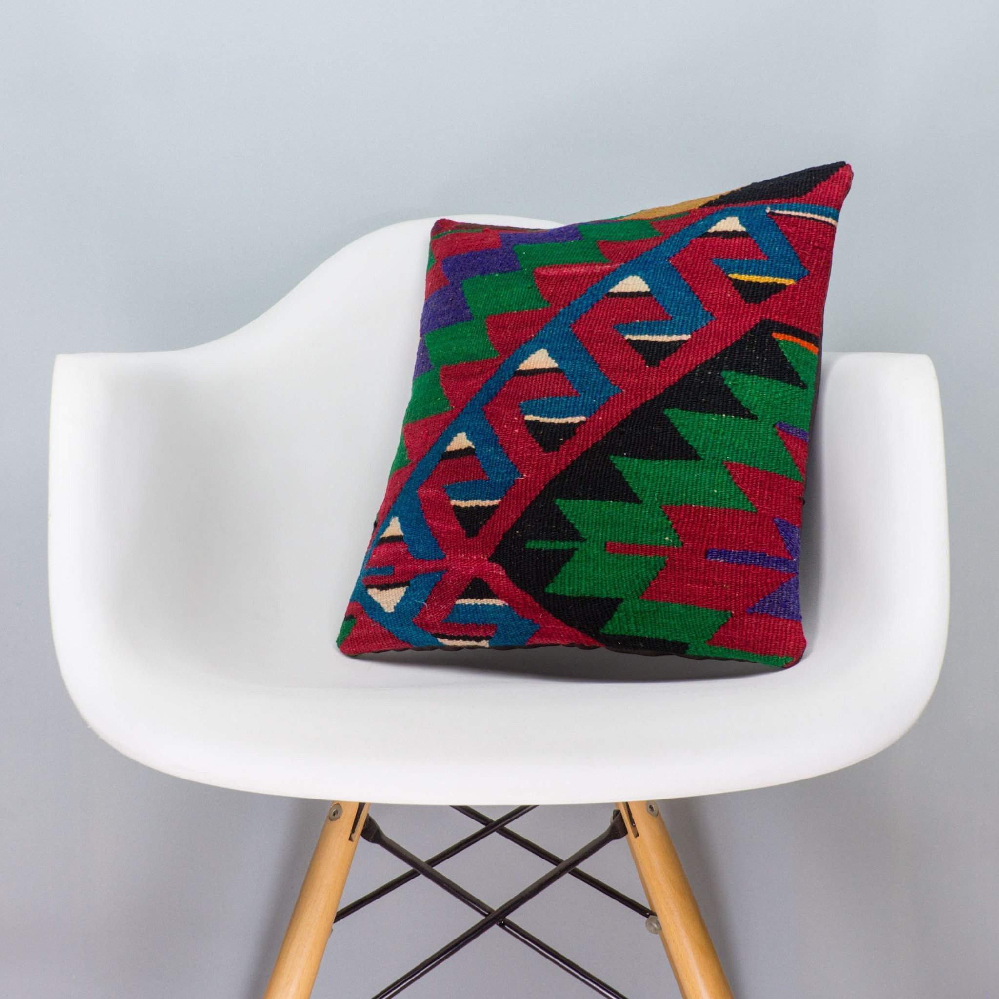 Chevron Multi Color Kilim Pillow Cover 16x16 3291 - kilimpillowstore
- 1