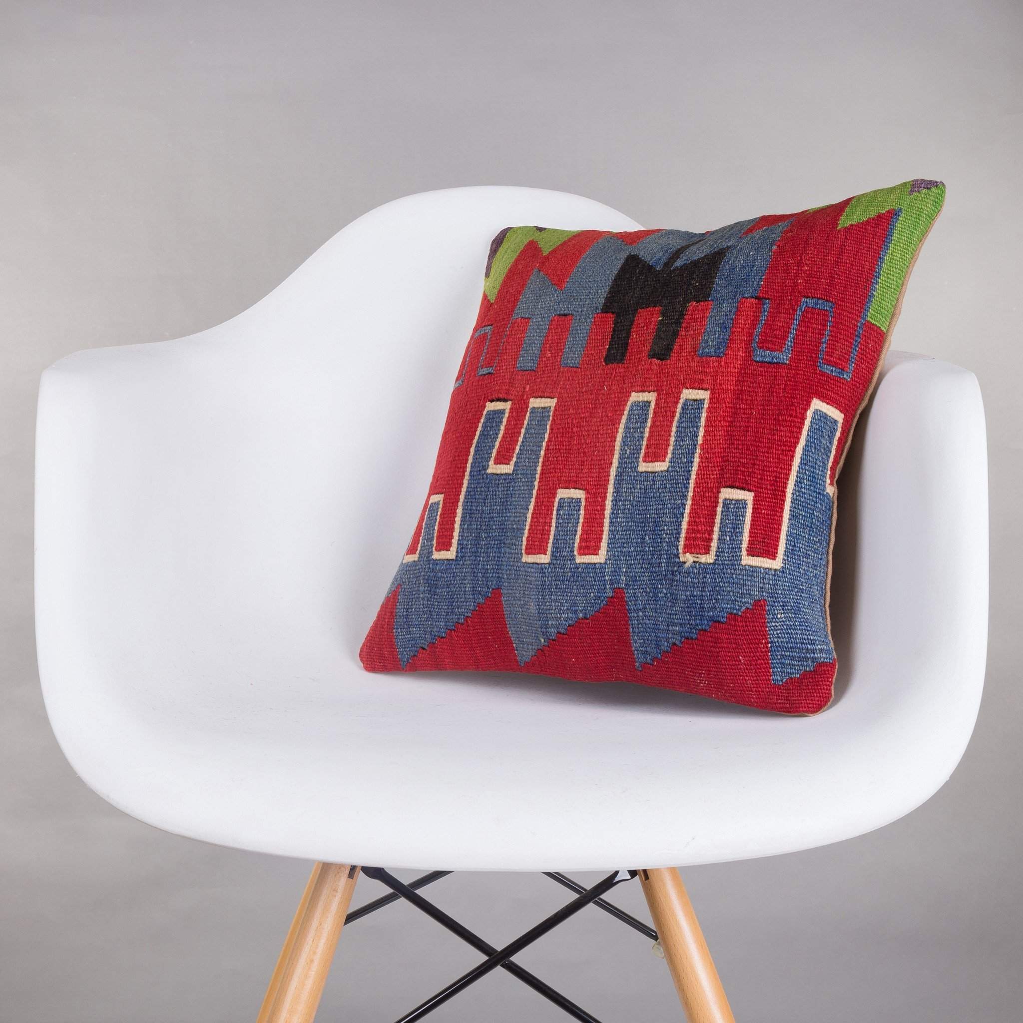 Chevron Multi Color Kilim Pillow Cover 16x16 4974 - kilimpillowstore
- 1