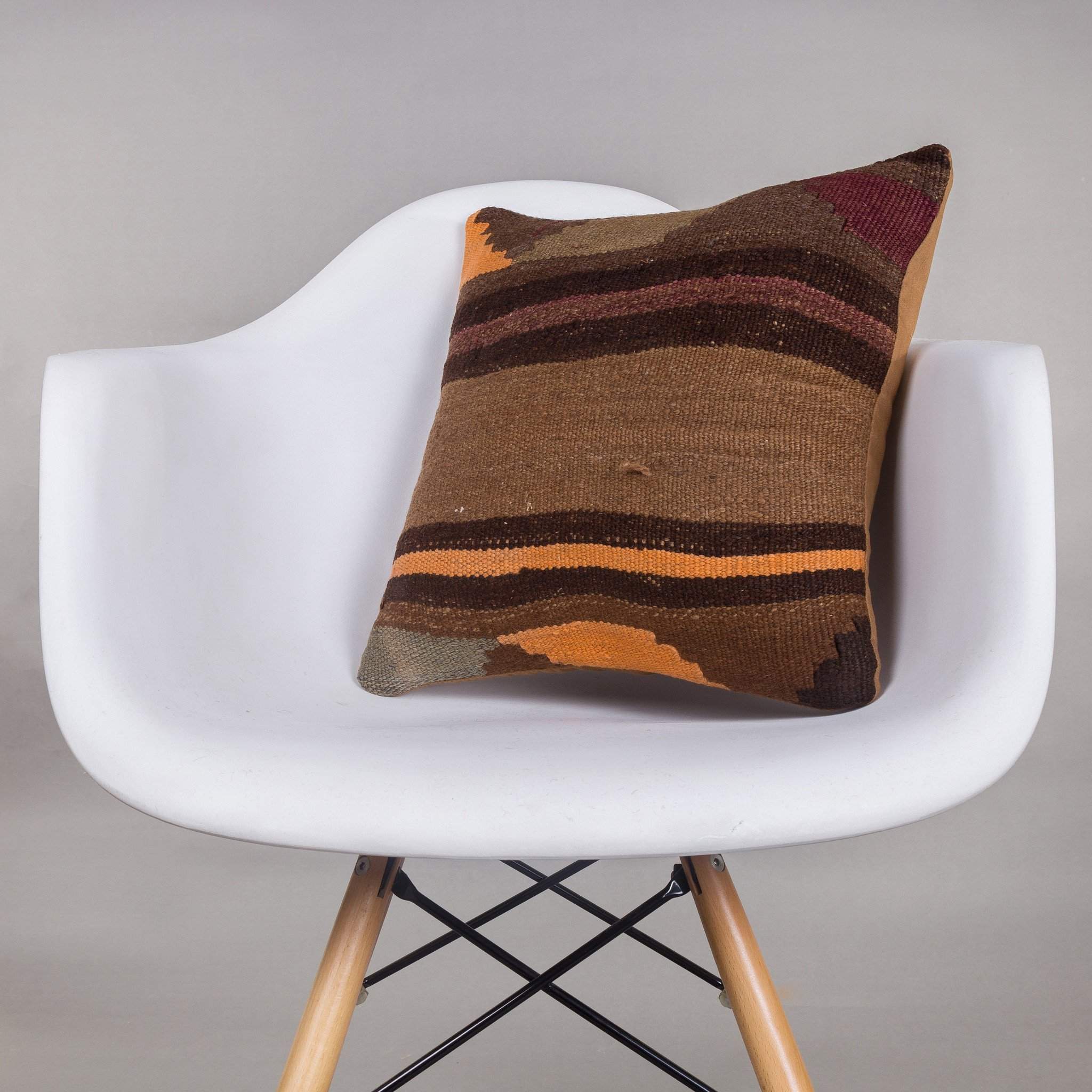Geometric Brown Kilim Pillow Cover 16x16 4640 - kilimpillowstore
- 1