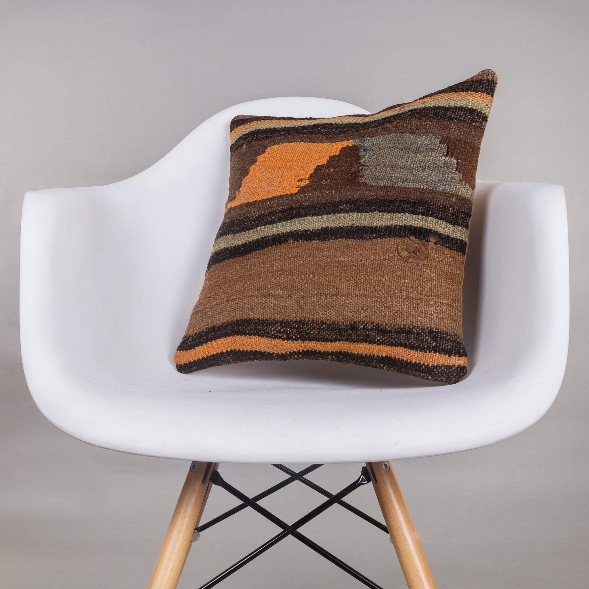 Geometric Brown Kilim Pillow Cover 16x16 4667 - kilimpillowstore
- 1