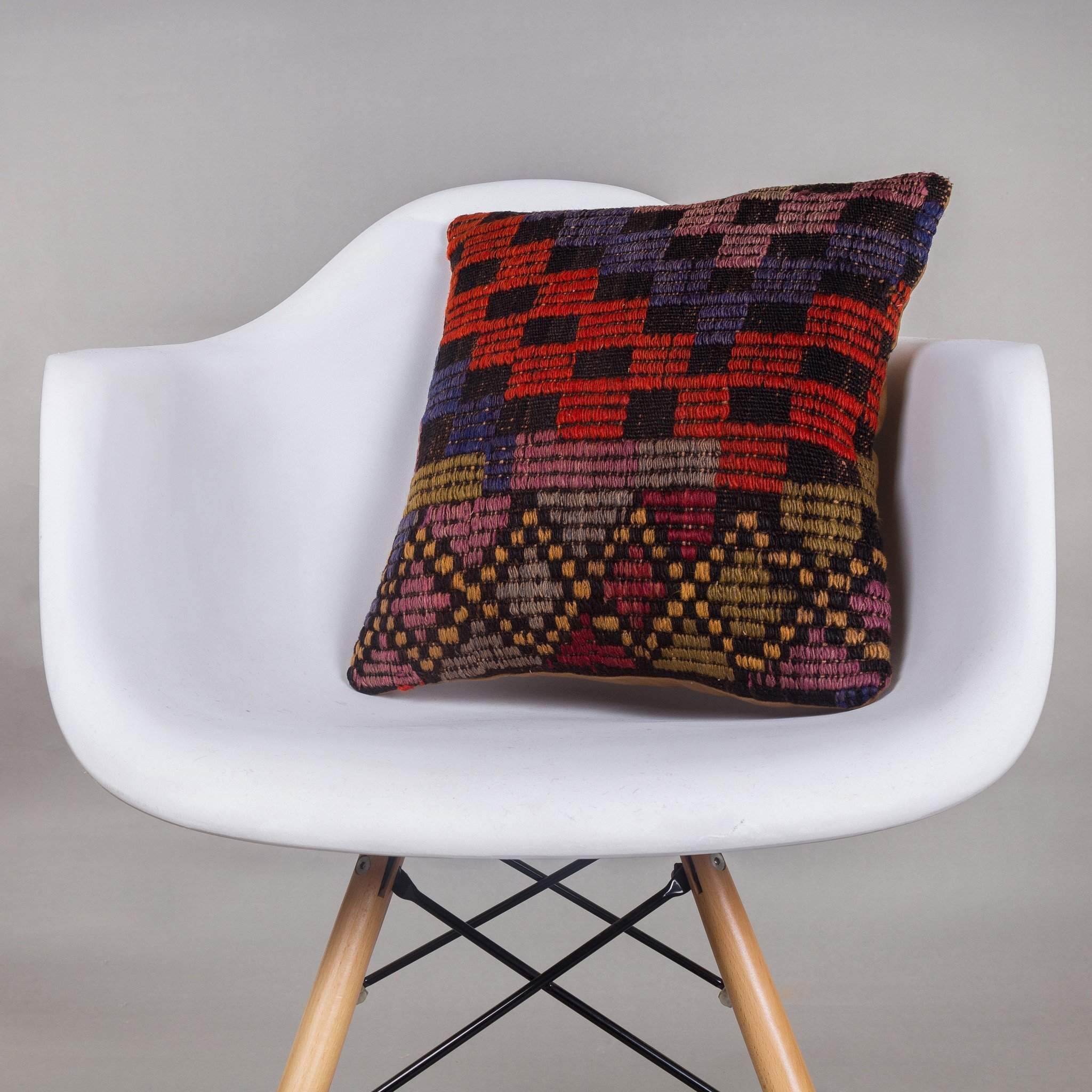 Geometric Multi Color Kilim Pillow Cover 16x16 4632 - kilimpillowstore
- 1
