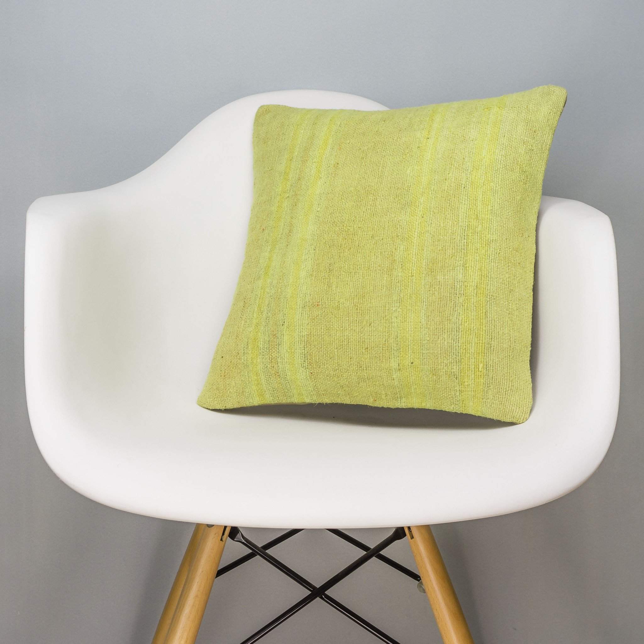 Plain Green Kilim Pillow Cover 16x16 2955 - kilimpillowstore
- 1