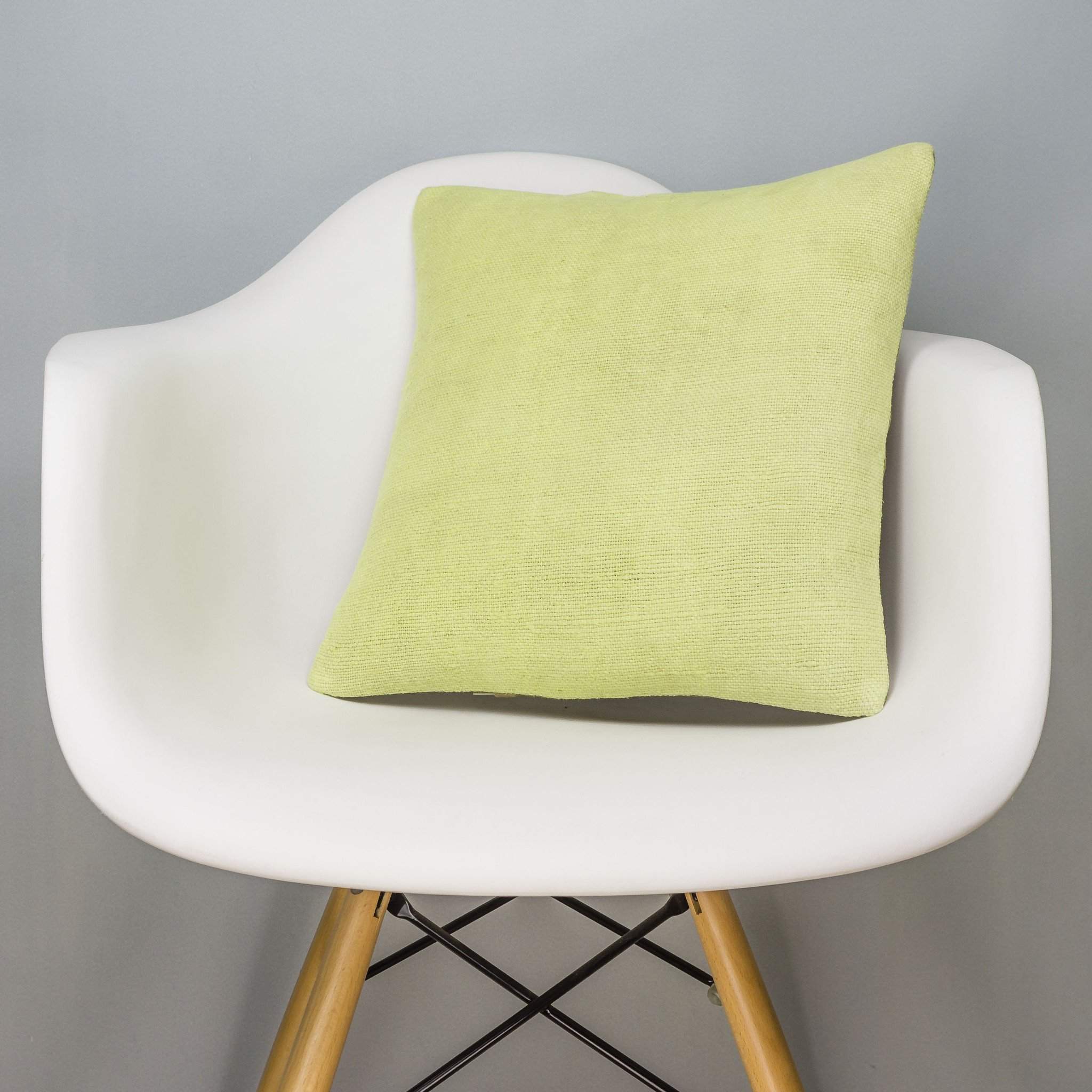 Plain Green Kilim Pillow Cover 16x16 2968 - kilimpillowstore
- 1