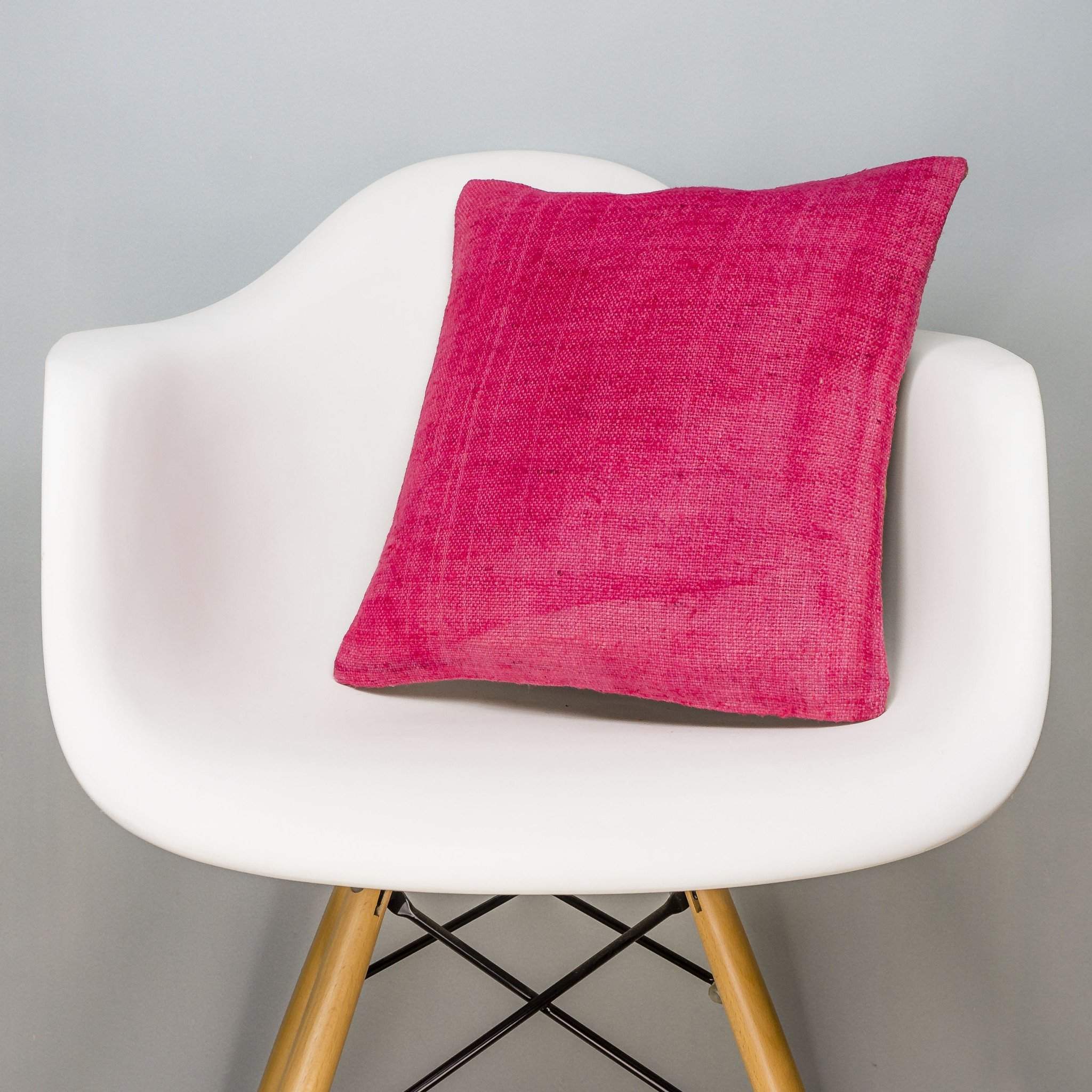 Plain Pink Kilim Pillow Cover 16x16 2995 - kilimpillowstore
- 1