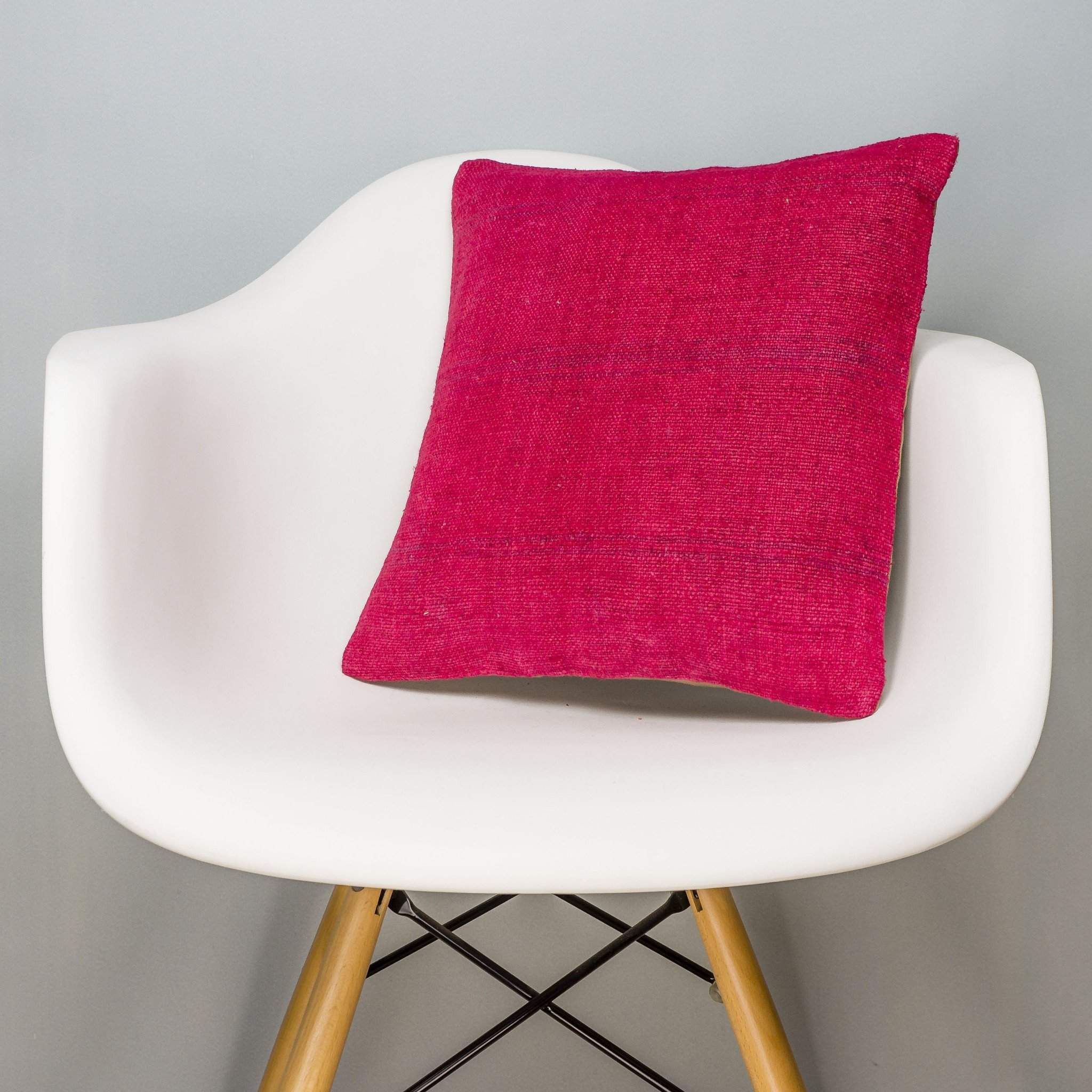 Plain Pink Kilim Pillow Cover 16x16 3027 - kilimpillowstore
- 1