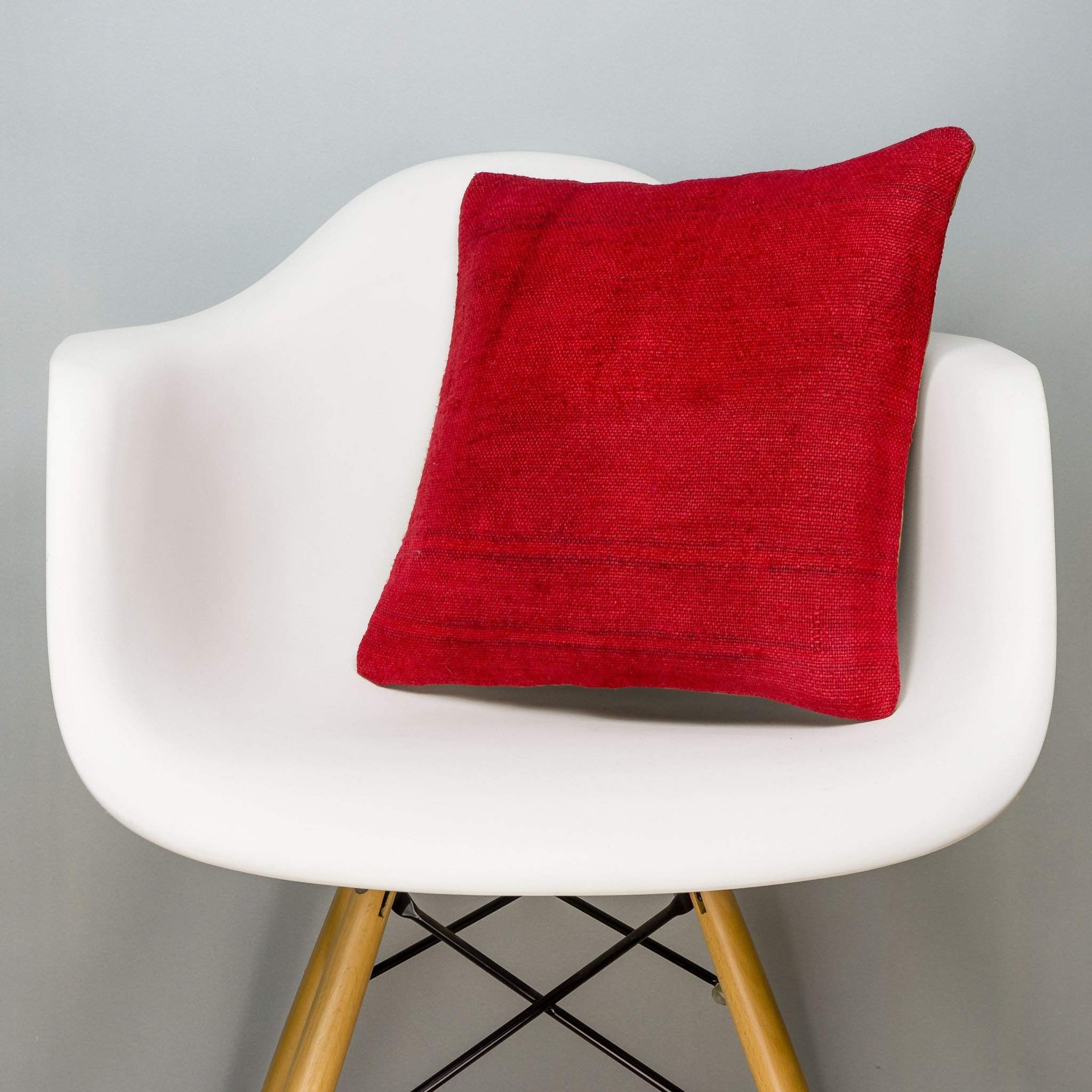 Plain Red Kilim Pillow Cover 16x16 2868 - kilimpillowstore
- 1