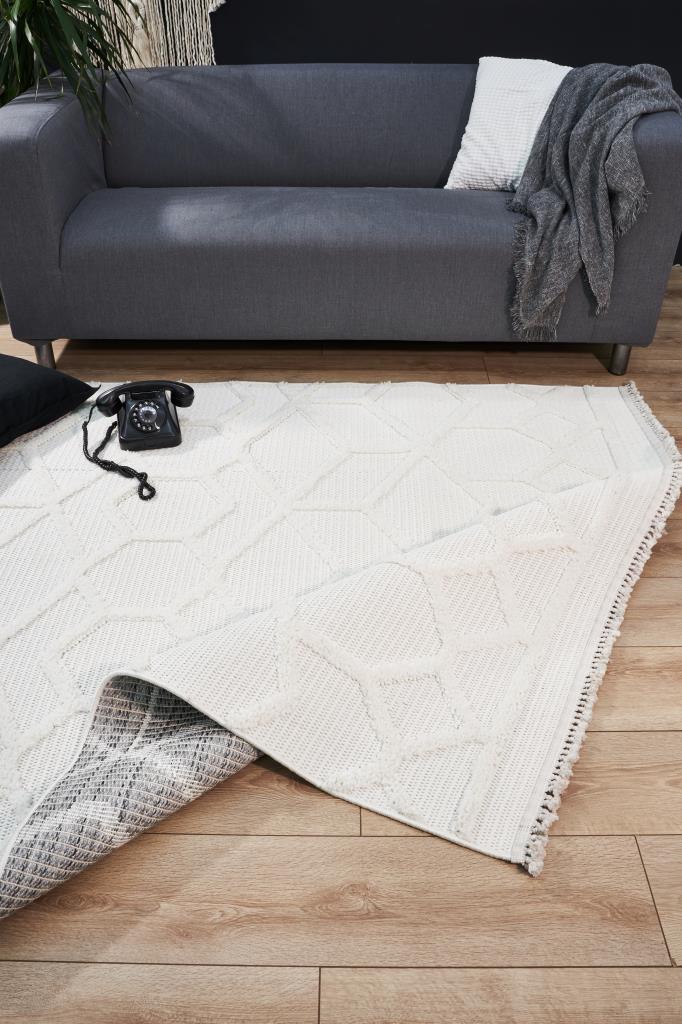 Vesta Scandinavian and Embossed Patterned White Area Rug 9522