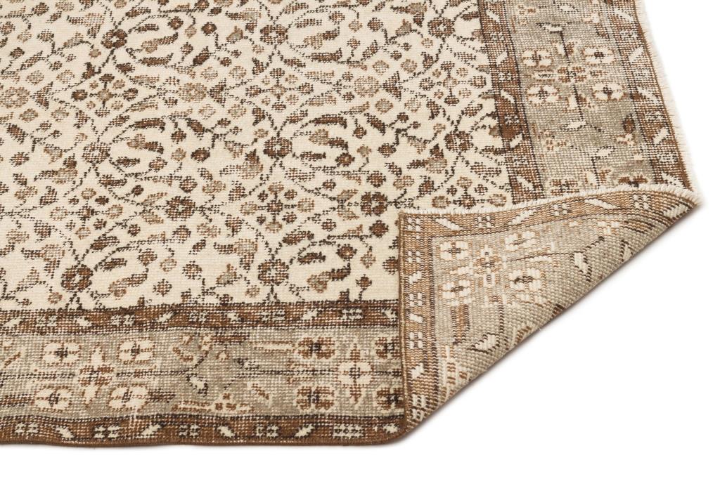 Apex Vintage Carpet Beige 17115 172 x 285 cm