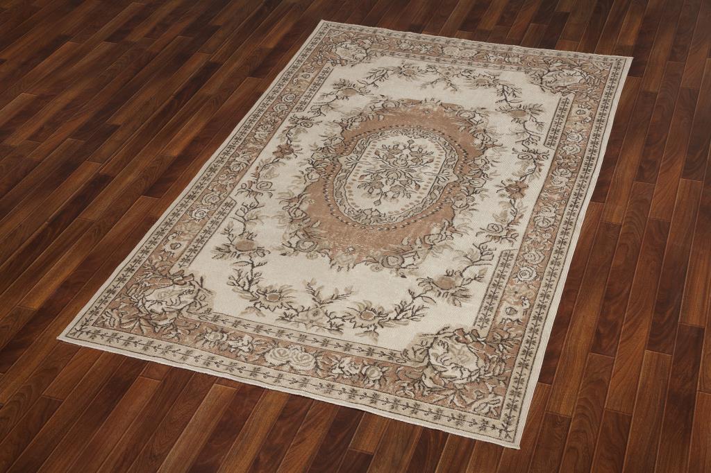 Apex Vintage Carpet Beige 4204 187 x 300 cm