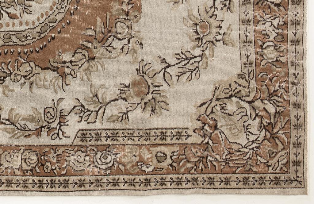 Apex Vintage Carpet Beige 4204 187 x 300 cm