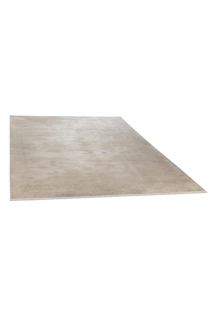 Aura 2816 Cream Machine Made Rug