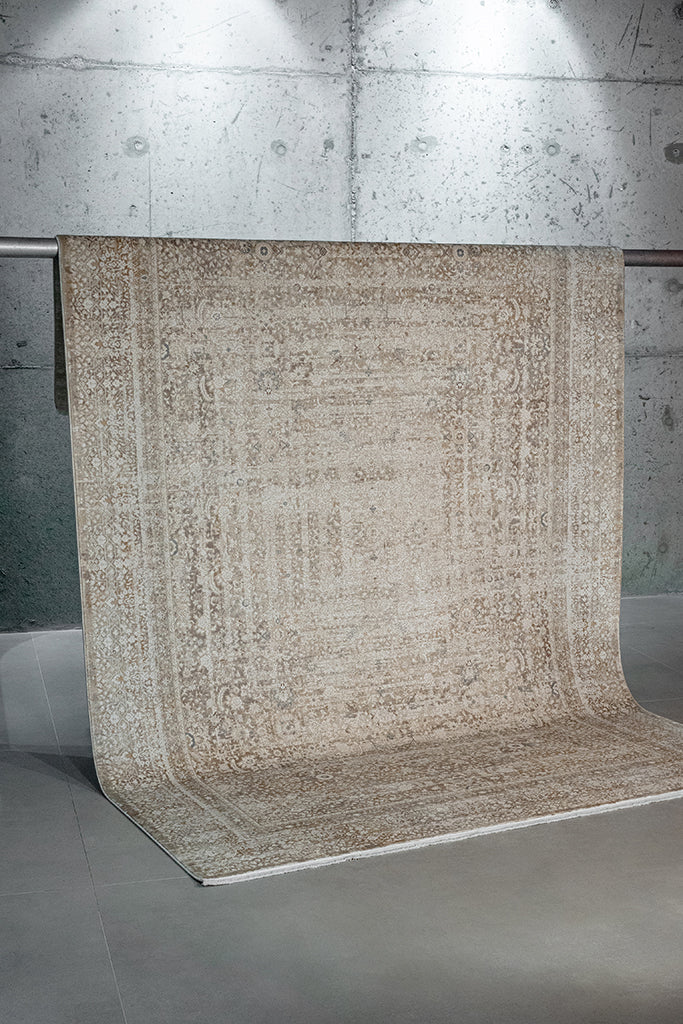 Aura 2845 Cream Machine Made Rug