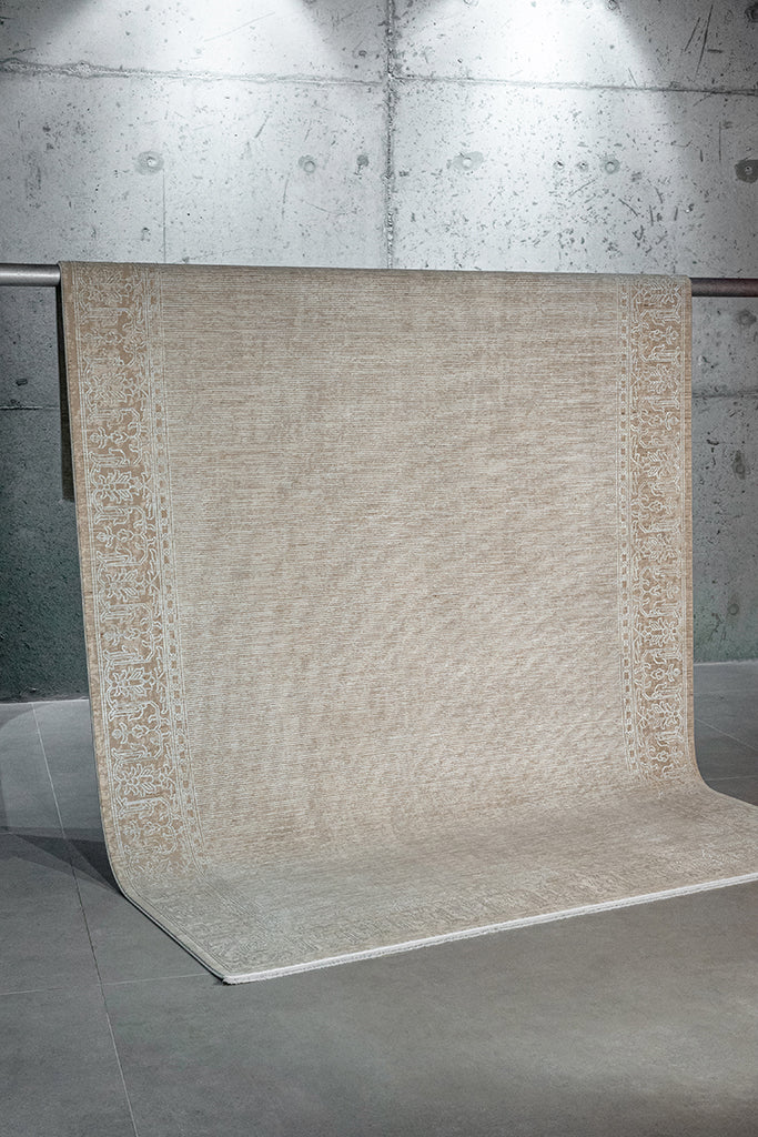 Aura 2855 Cream Machine Made Rug