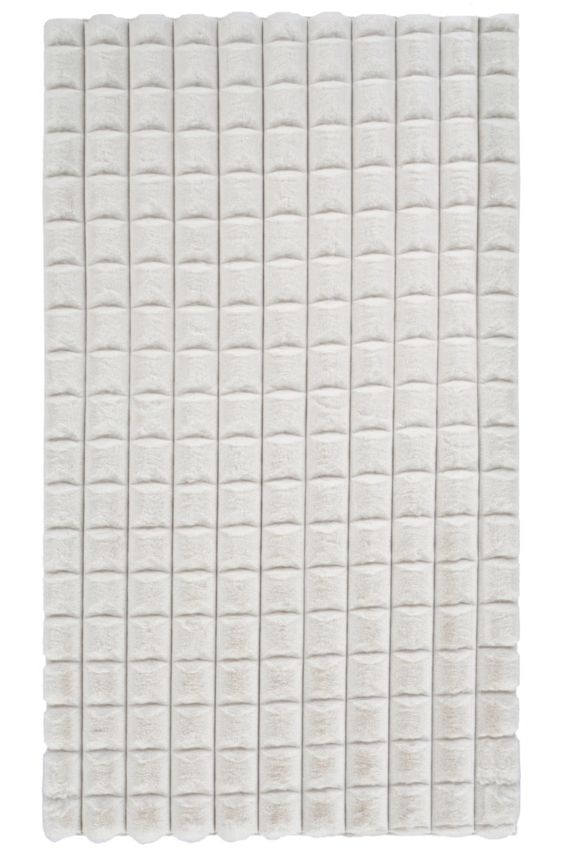 Diamante 7002 Cream Decorative Rug