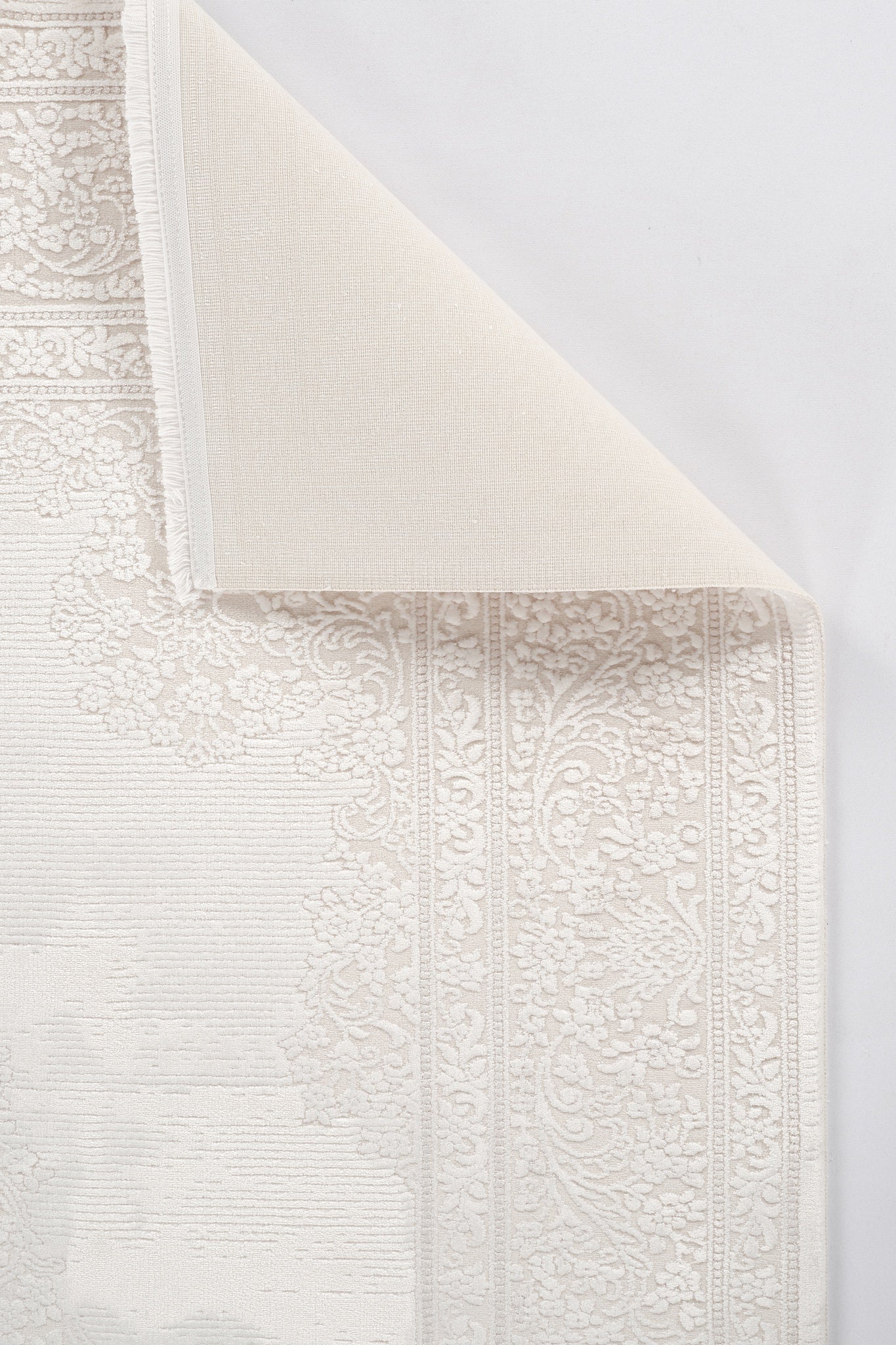 Marea 8811MA Ecru - Machine-Made Carpet