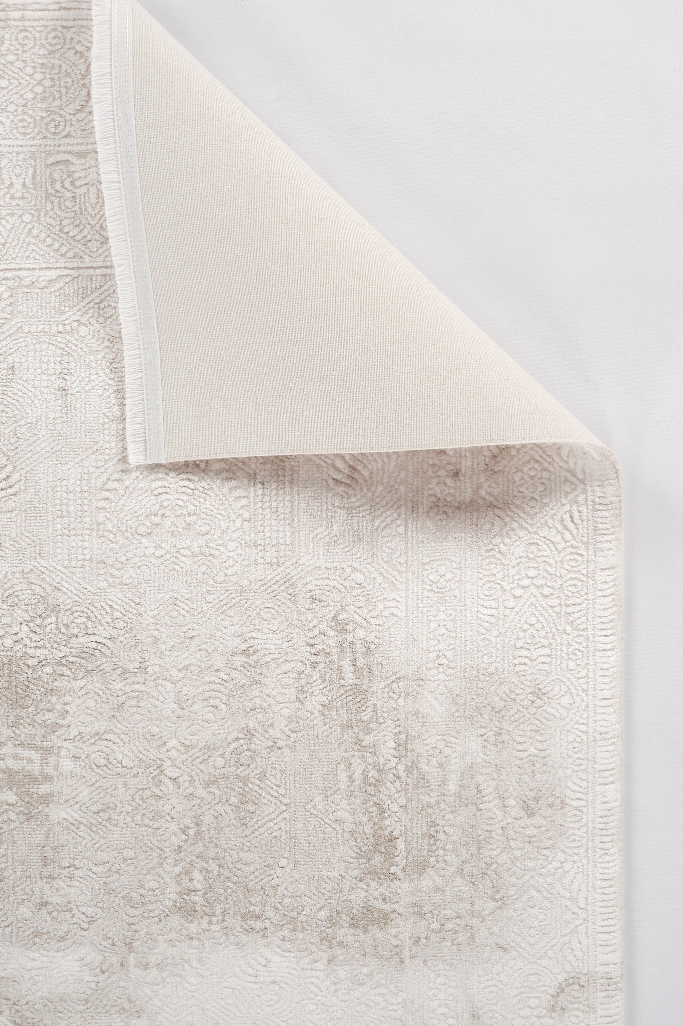Marea 8831MA Vizon - Machine-Made Carpet