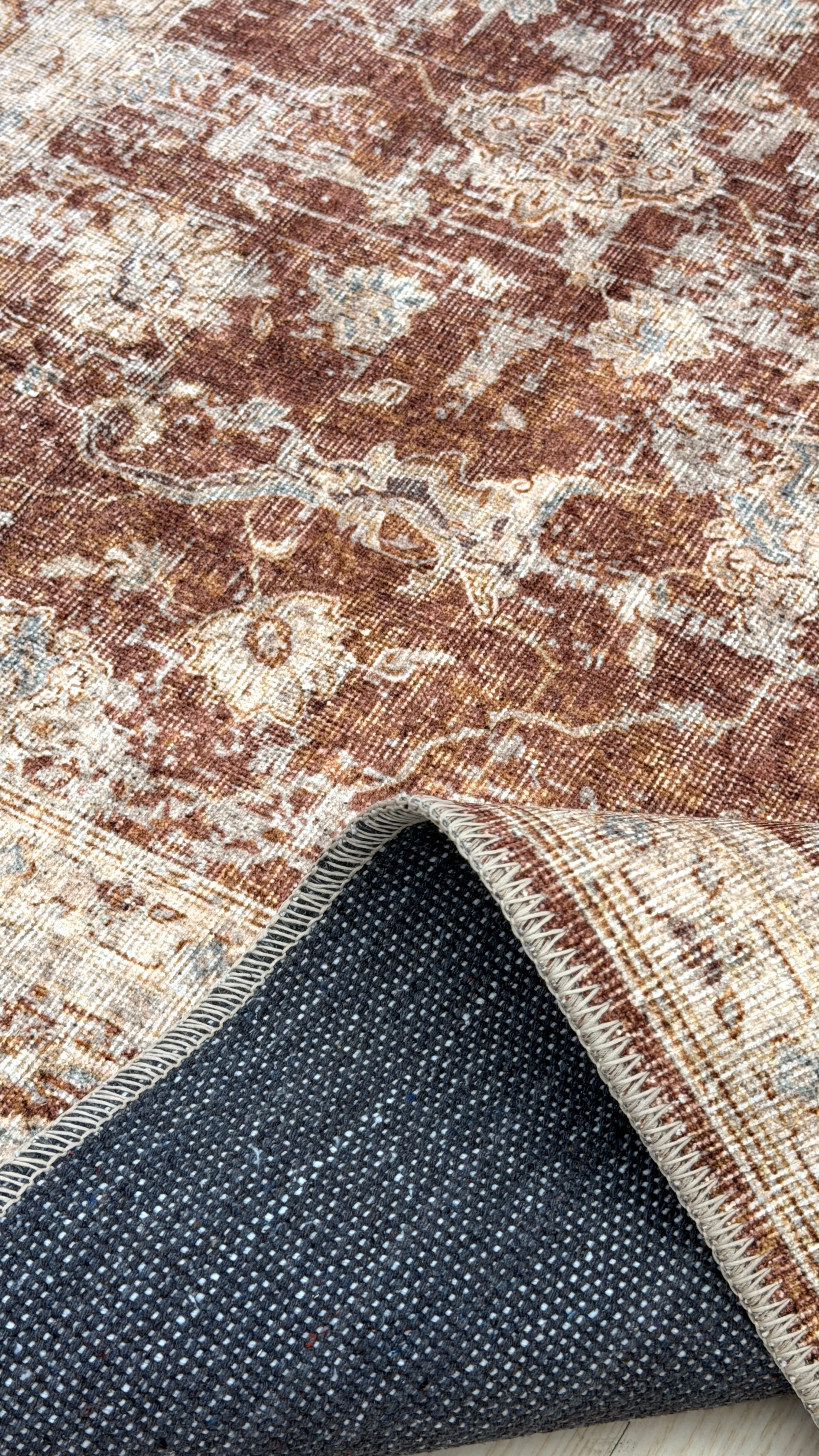 Velora 3033 - Decorative Machine-Woven Rug