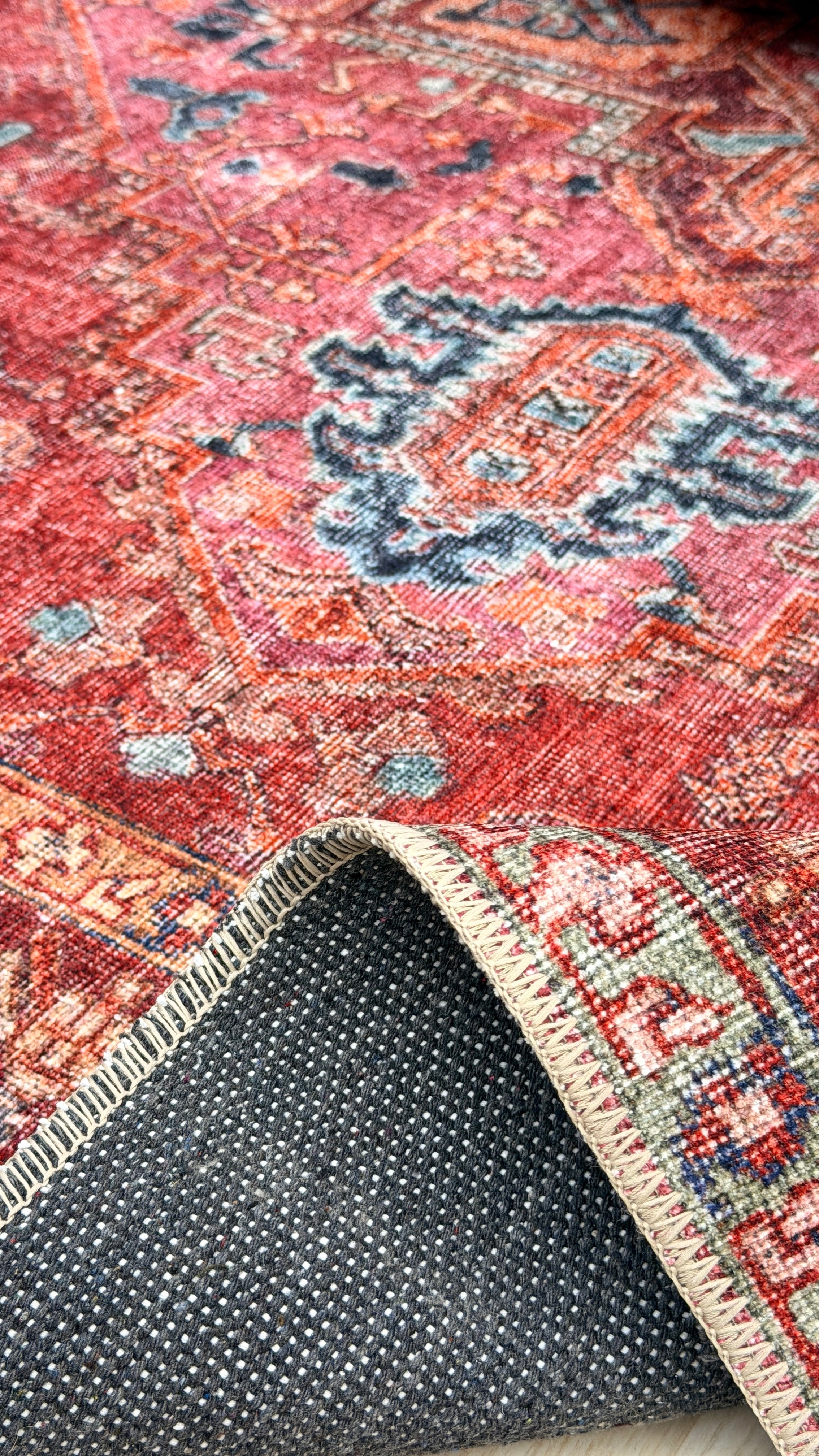Velora 3038 - Decorative Machine-Woven Rug