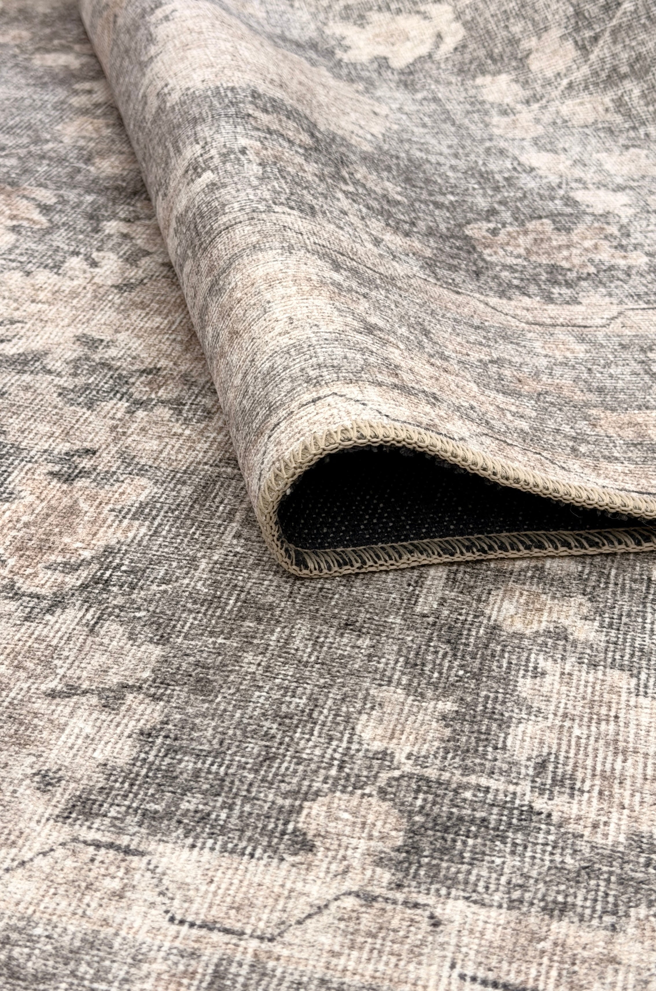 Velora 3046 - Decorative Machine-Woven Rug
