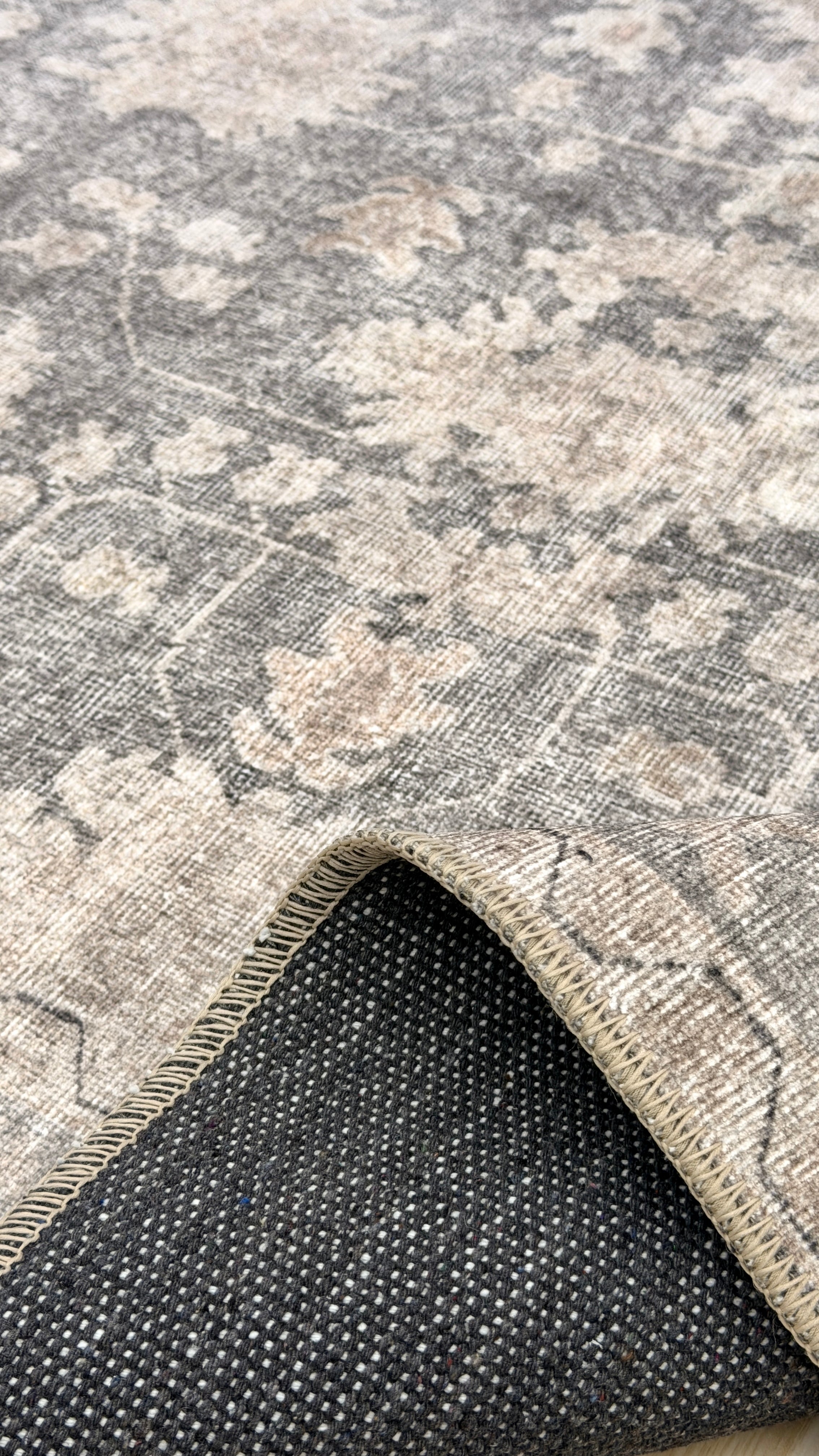 Velora 3046 - Decorative Machine-Woven Rug